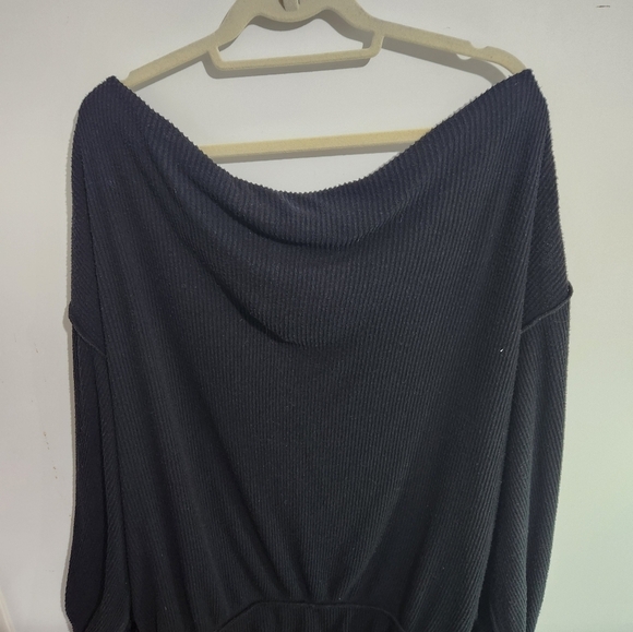 We the Free at Free People Oversized off shoulder top, size large - Picture 6 of 7